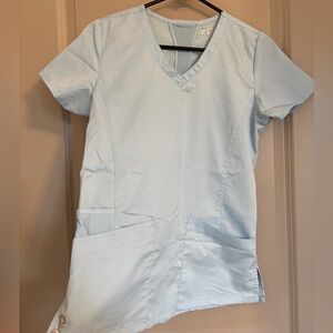 Women’s Maevn light blue scrub top
